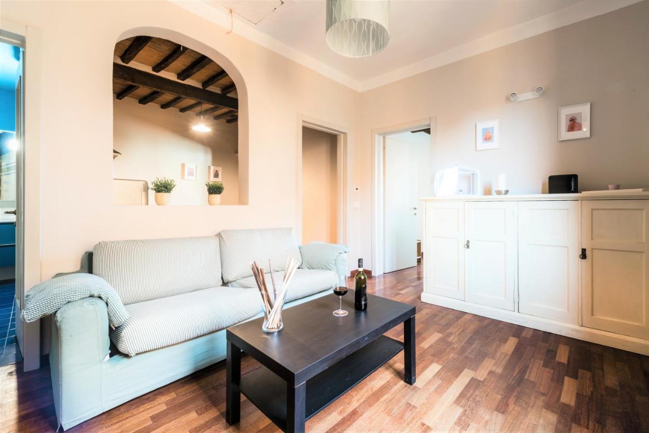 Hostly - La Pera Suite Apartment - 2 Bedrooms, Full Center Pisa Exterior foto