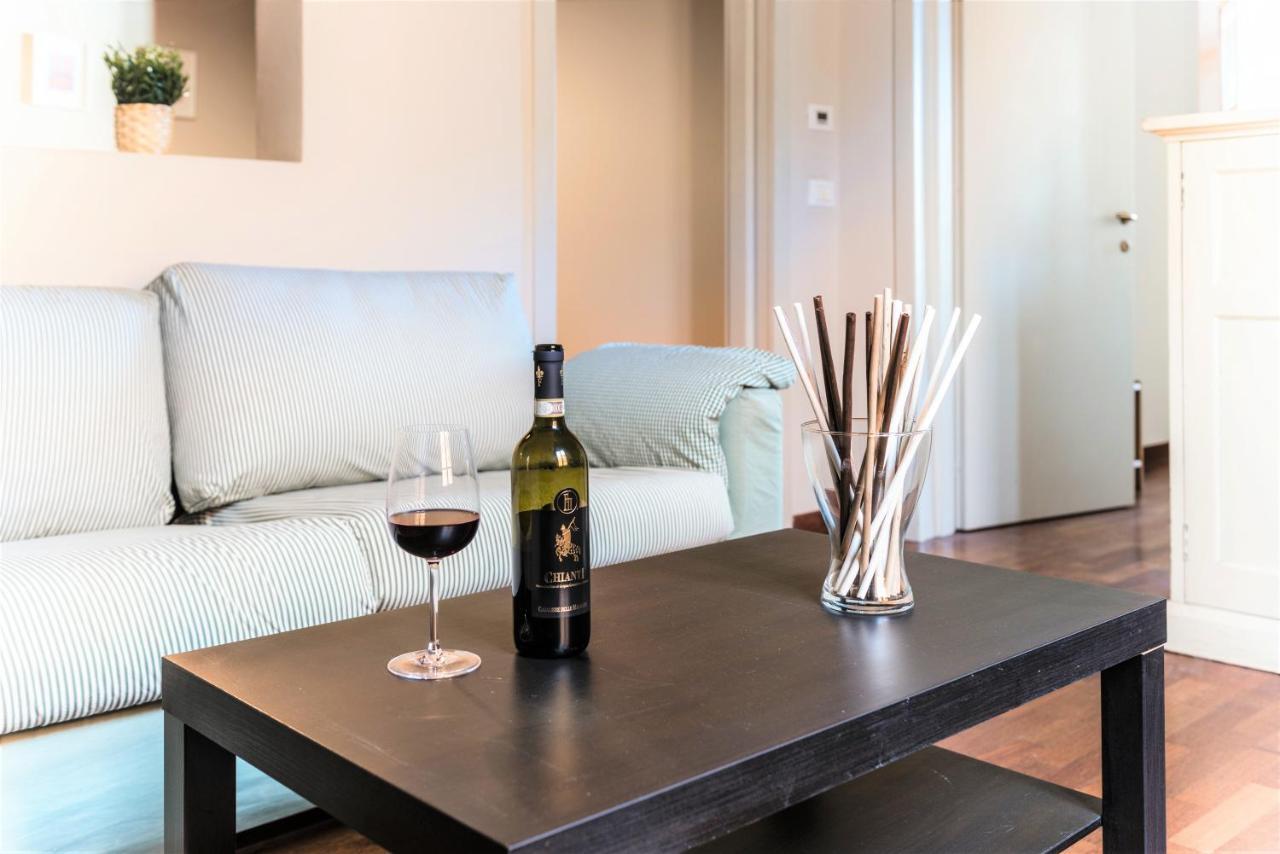 Hostly - La Pera Suite Apartment - 2 Bedrooms, Full Center Pisa Exterior foto