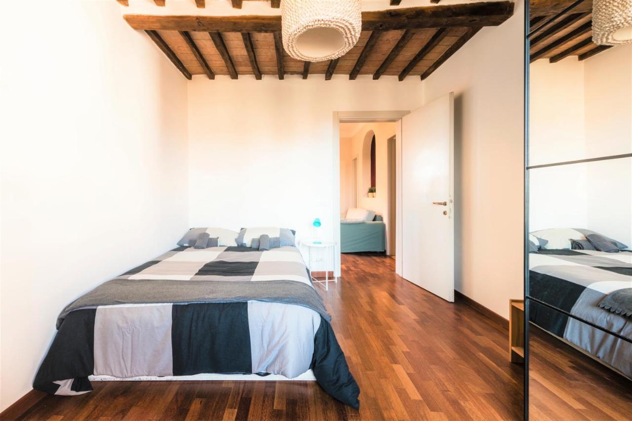 Hostly - La Pera Suite Apartment - 2 Bedrooms, Full Center Pisa Exterior foto